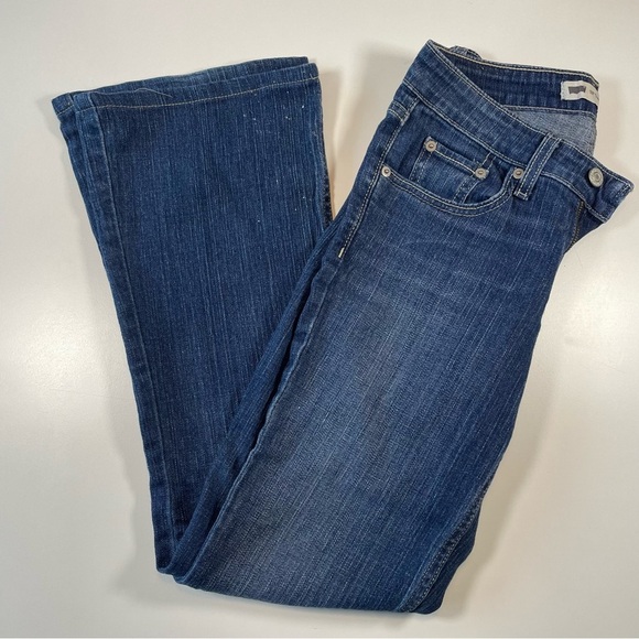 Levi's 518 Superlow Bootcut Stretch Jeans - Picture 1 of 10
